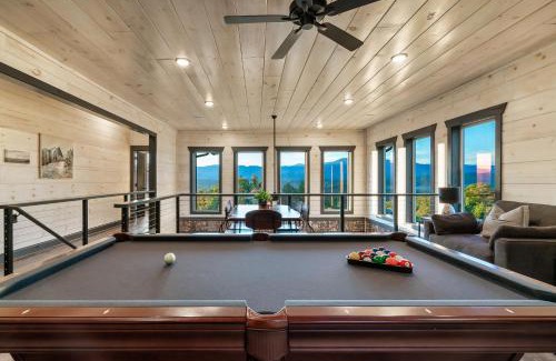 Sevierville House | Infinity Vista Retreat - 5BR, Smoky Mountain Views Pool, HotTub