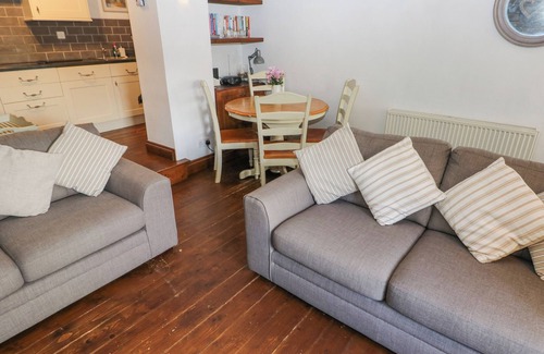 Little Haven Cottage | INGLENOOK COTTAGE, family friendly, with open fire in Broad Haven