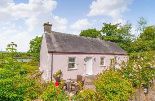 Landshipping House | Inglenook Cottage
