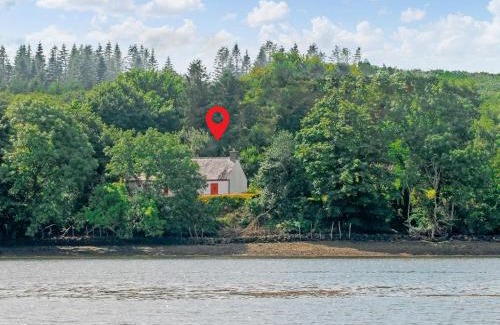Landshipping House | Inglenook Cottage
