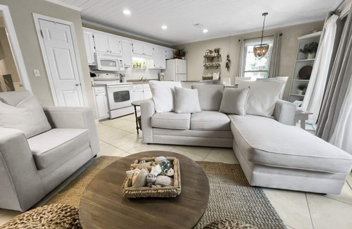 Inlet Beach Condo | Inlet Dunes 201 1 Bedroom Condo by RedAwning