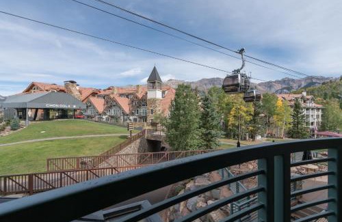 Mountain Village Hotel | Inn at Lost Creek