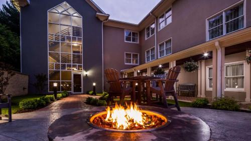 Mendenhall Hotel | Inn at Mendehall