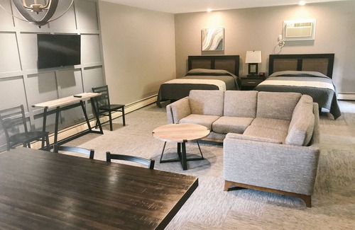 Bear Lake Hotel | Inn at the Alpine