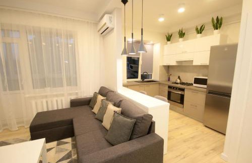 Kyiv Apartment | Inn Home Apartments - Ocean Plaza area