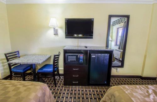 Hunt Club Hotel | Inn of America