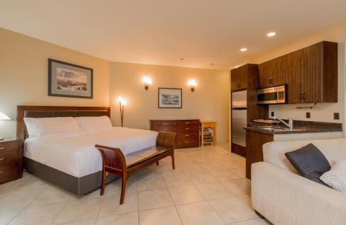Regional District of Nanaimo House | Inn the Estuary