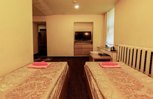 Nizhny Novgorod Hotel | Inn Tikhiy Dvorik on Bulvar Mira