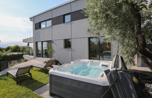 Bardolino Apartment | Inoltre Suite