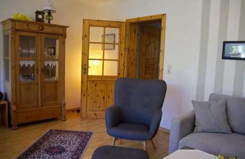 Neue Tiefe House | Inselblume 15 - Ferienwohnung mit Garten, in absoluter Ruhe