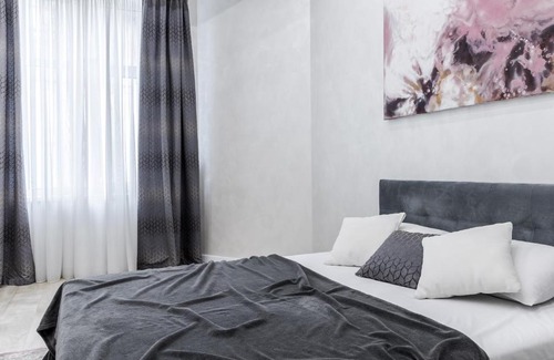 Lviv City Center Apartment | InshiApartments on Lysenka str