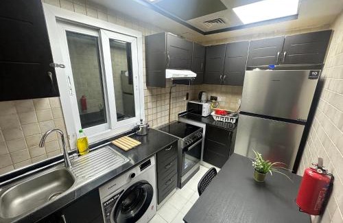Old Dubai House | Inspire Partition Room in Al Seef Near Burjuman Metro