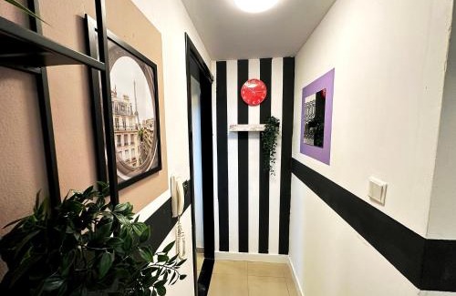 Old Dubai House | Inspire Partition Room in Al Seef Near Burjuman Metro