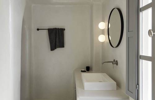 Fira Hotel | Inspire Santorini Luxury Villas
