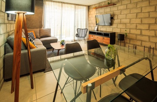 Downtown Guadalajara Apartment | Inspiring Loft w/Gym & Coworking | 2 BD | Tribu Colón