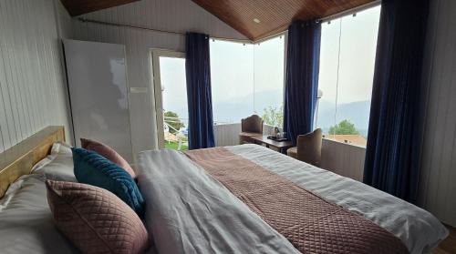 Dhanaulti Hotel | Instaview Kanatal