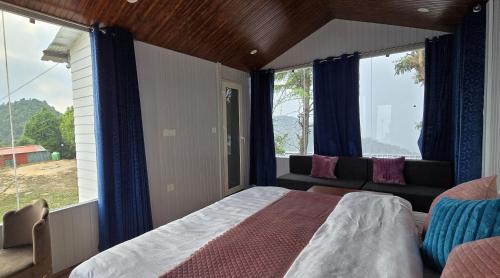 Dhanaulti Hotel | Instaview Kanatal