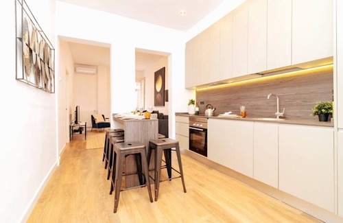 Barrio de La Latina Apartment | Insuperable Apto en La Latina C/Mediodía Grande