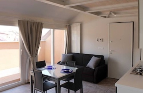 Alassio Apartment | Int 8 Nam Residence