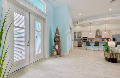 Yacht Club Villa | Intervillas Florida - Villa Hemingway by the Sea
