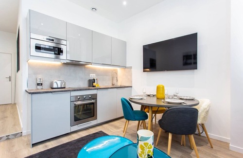 Quartier de la Folie-Mericourt Apartment | Intimate apartment - 1BR/4P - Oberkampf