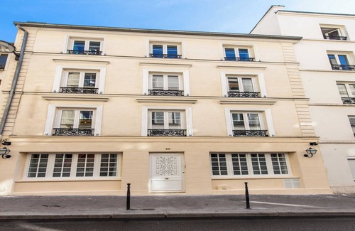 9th Arrondissement Apartment | Intimate private room - 2P- Pigalle/Moulin Rouge