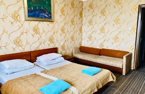 Uzhhorod Hotel | Intourist-Zakarpattia Hotel