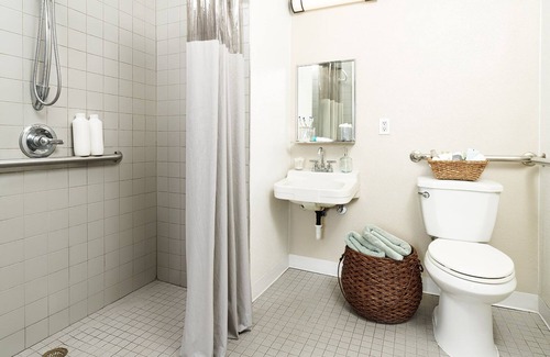Orlando Hotel | InTown Suites Extended Stay Orlando FL - South