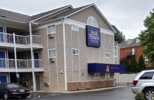 Gwinnett Place Hotel | InTown Suites Extended Stay Atlanta GA - Gwinnett Place