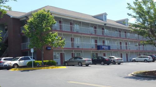 Hoover Hotel | InTown Suites Extended Stay Birmingham AL - Hoover