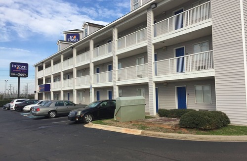 University Place Hotel | InTown Suites Extended Stay Charlotte NC - North Tryon St