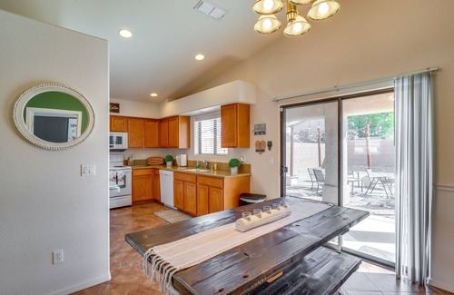 Bullhead City House | Inviting Bullhead City Gem: 3 Mi to Colorado River