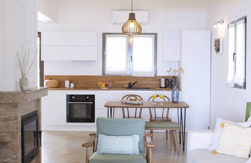 Evgiros Villa | Ionian Calm Green Villa Lefkada
