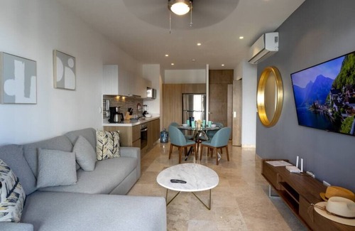Luis Donaldo Colosio Condo | Ipana 501 1 block f/5th. ave. by Blueplaya