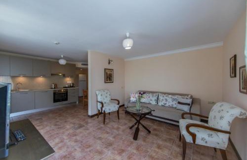 Yaliciftlik Hotel | Ipek Garden Palace Residence