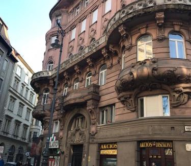 Inner City Budapest Apartment | IRANYI Home - flat in the heart of downtown