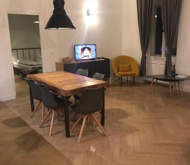 Inner City Budapest Apartment | IRANYI Home - flat in the heart of downtown