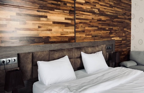 Khulo Hotel | Ire Palace