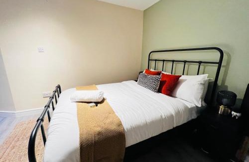 Grangetown House | Irene Suite By Koya Homes - 2-Bedroom Bungalow, Cardiff City Centre & Free Parking