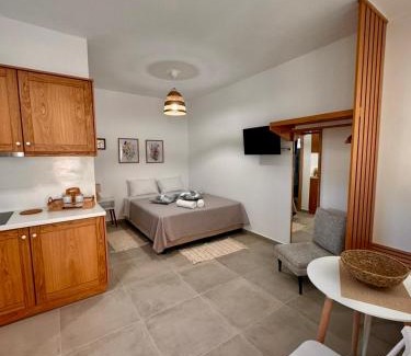 Mourteri Apartment | Irini Seaside Luxury Apartments
