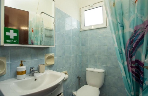 Petaloudes Apartment | Irinis studio