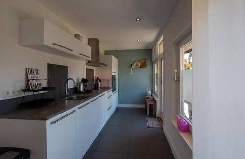 Westenschouwen Villa | Irisweg 1 ruime villa for a high-quality vacation