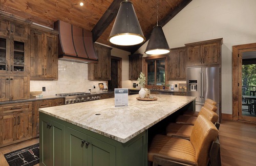 Blue Ridge Cabin | Iron Tree Lodge Blue Ridge GA
