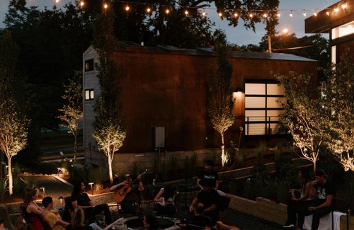 Rosebank Apartment | Ironwood Grove, Tiny House Hotel