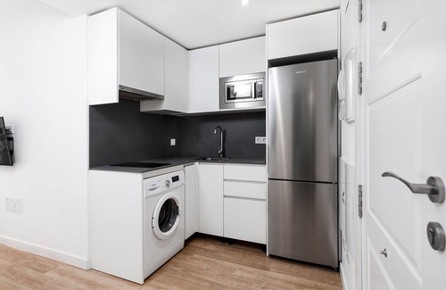 Camino de Ronda Apartment | Isabella Estudio by Concept Flats