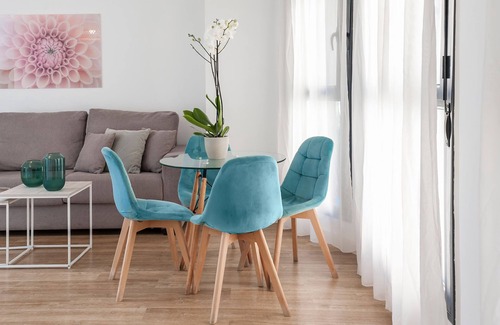 Camino de Ronda Apartment | Isabella Estudio by Concept Flats