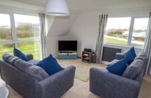 Trearddur Bay House | Isallt Lodge
