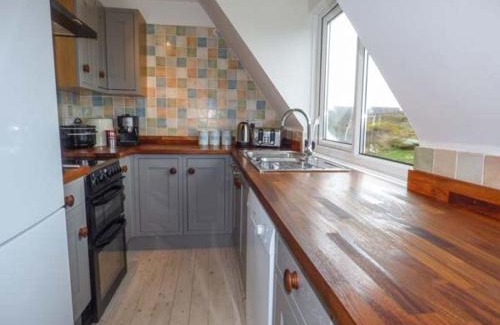 Trearddur Bay House | Isallt Lodge