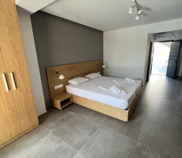 Gerakini Hotel | ISALOS GERAKiNi