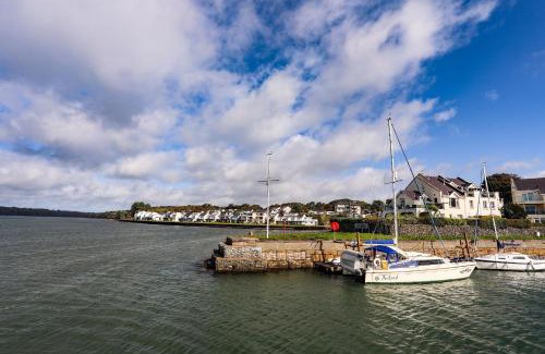 Y Felinheli House | Isgoed